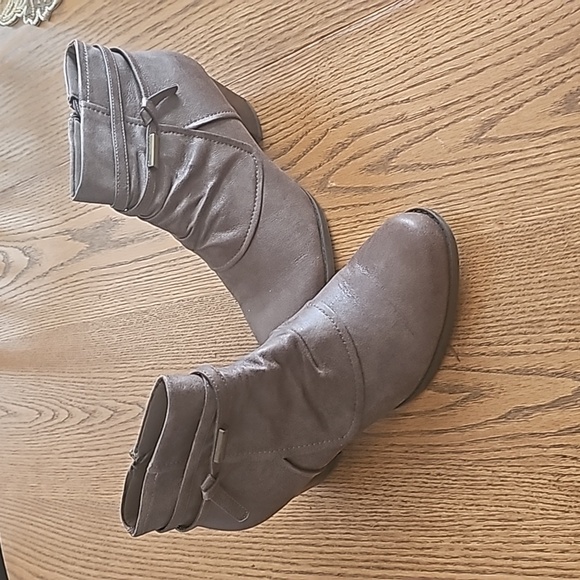 Baretraps Ankle Boots - Picture 1 of 4